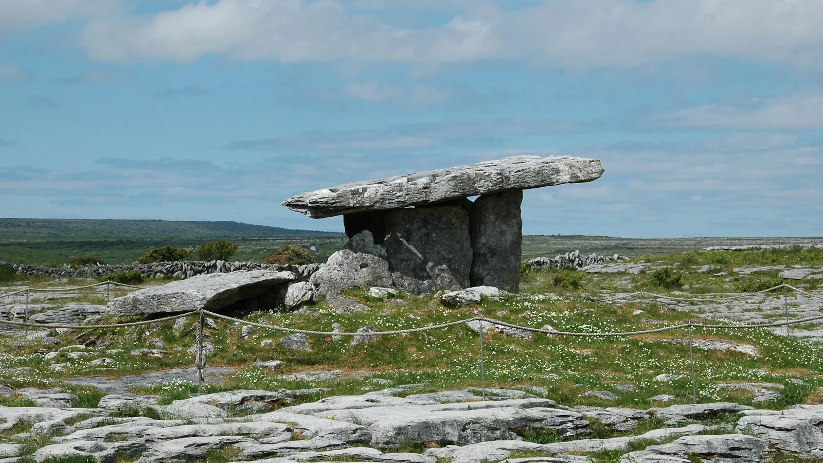 Le Burren : un paysage lunaire à explorer