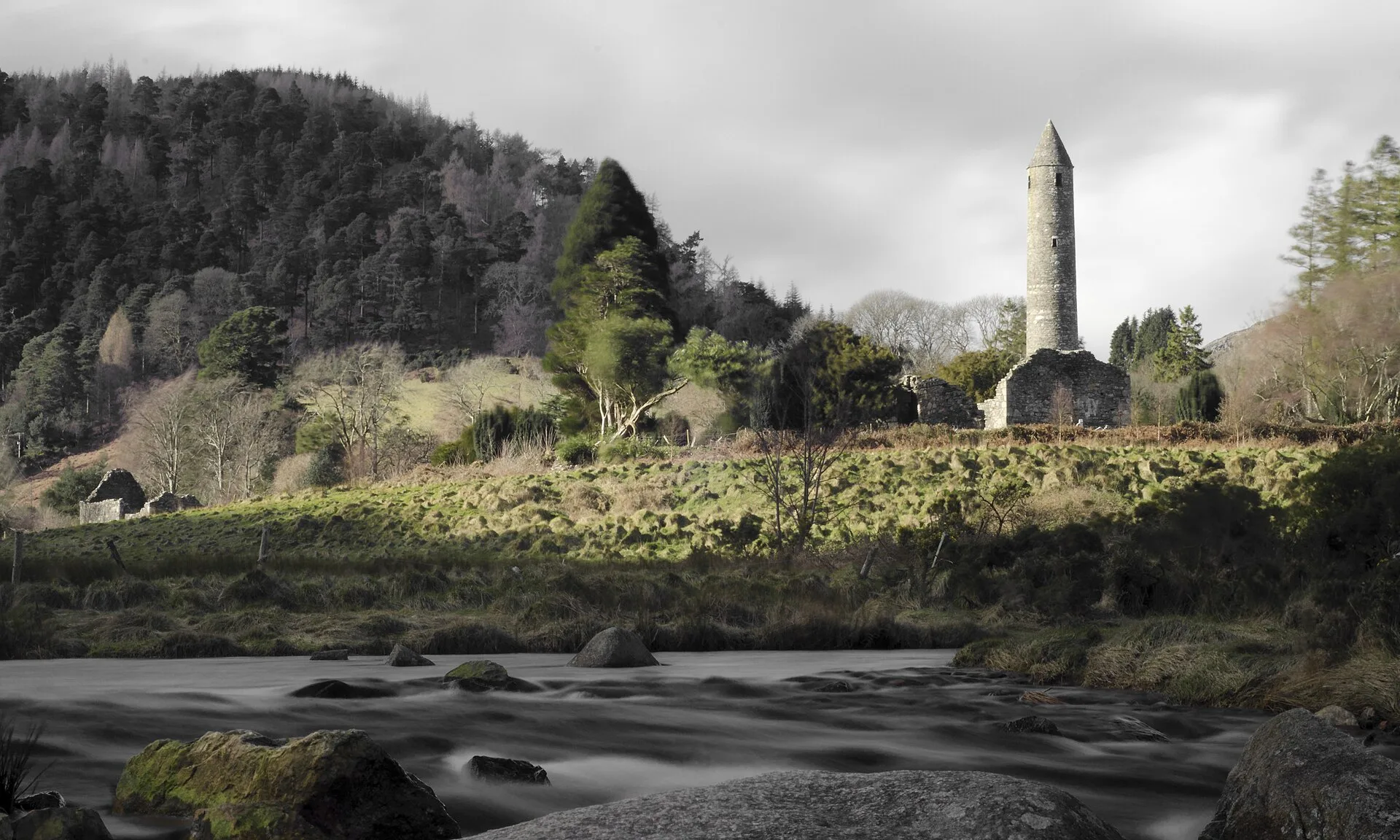 ️ Le monastère de Glendalough : un site monastique du haut Moyen Âge